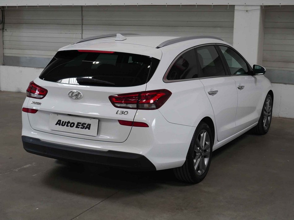 Hyundai I30 1.5 T-GDI 