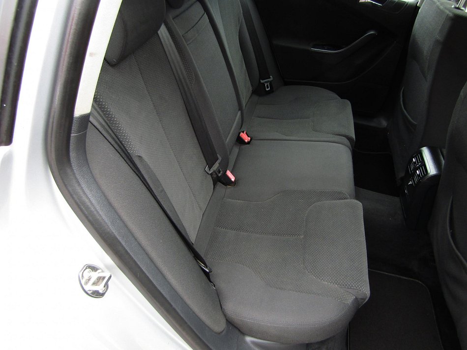 Volkswagen Passat 2.0 TDi 