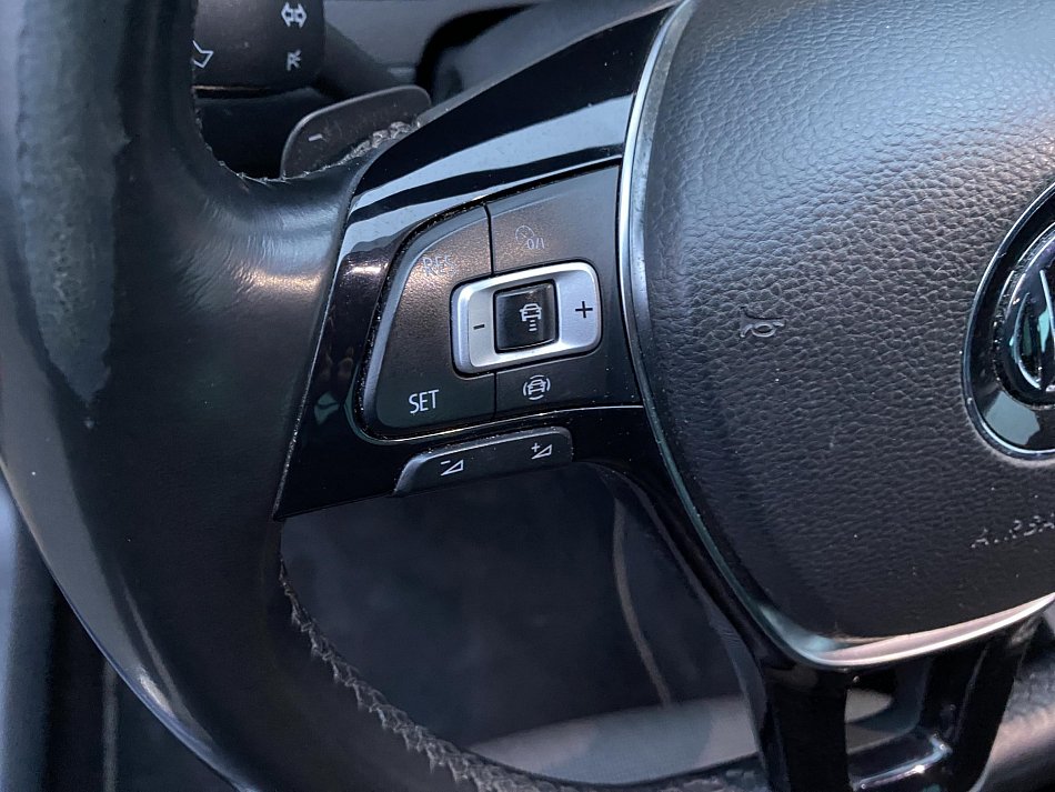 Volkswagen Passat 2.0TDi 