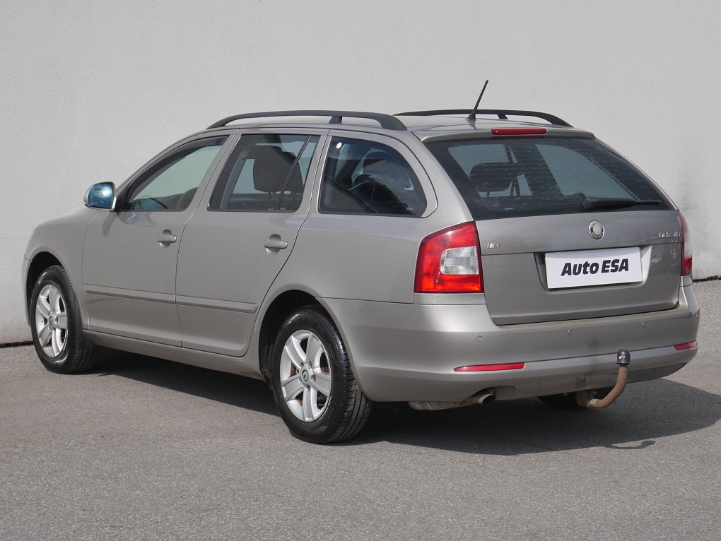Škoda Octavia II 1.6 MPi Ambiente