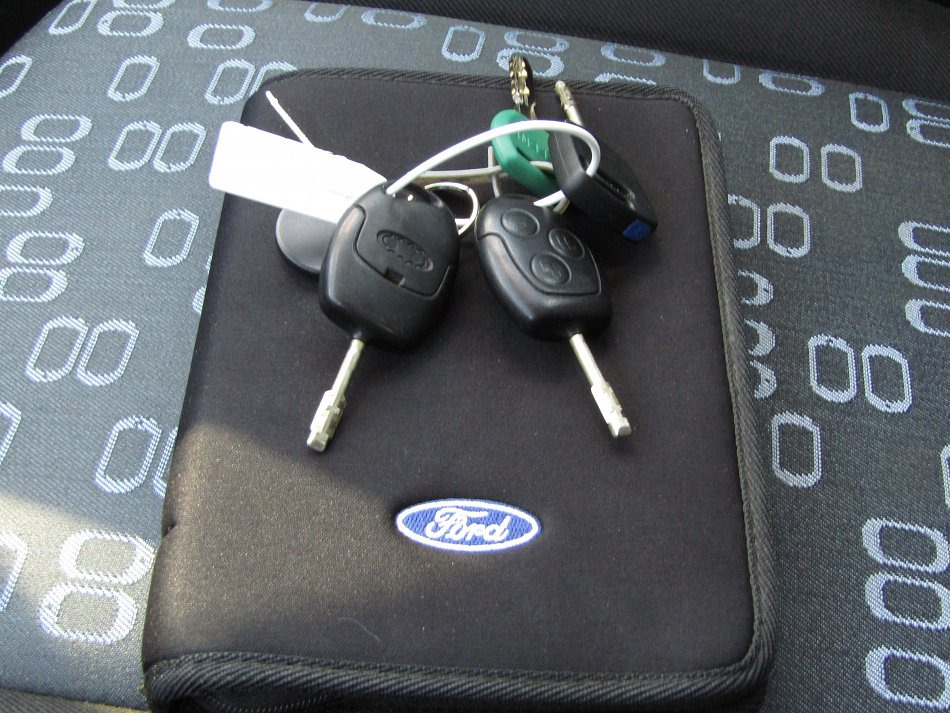 Ford Fiesta 1.3i 