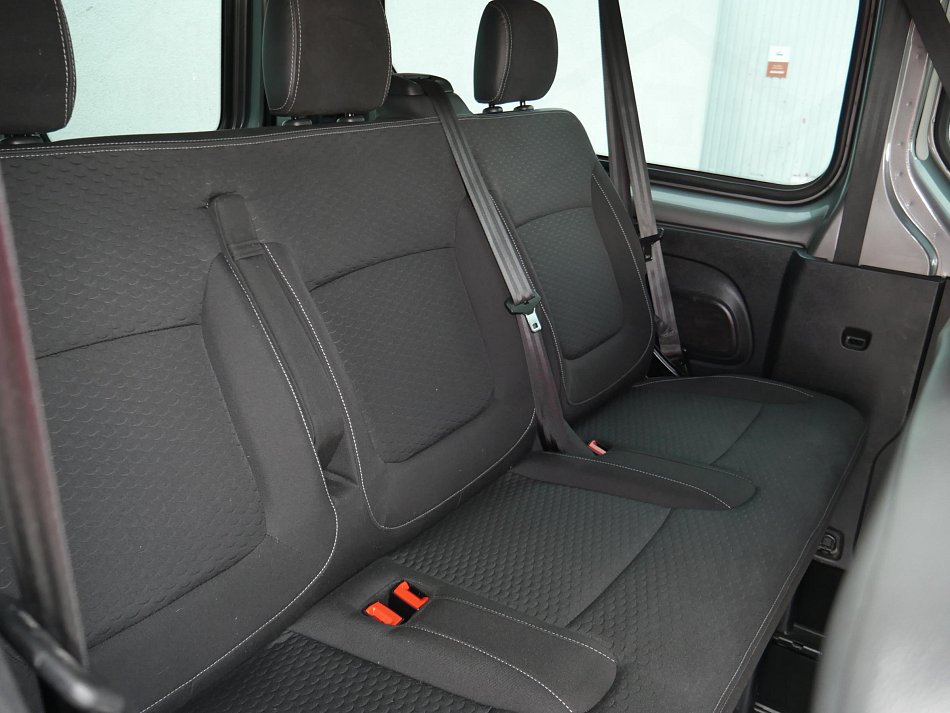 Opel Vivaro 1.6CDTi  L2 9míst