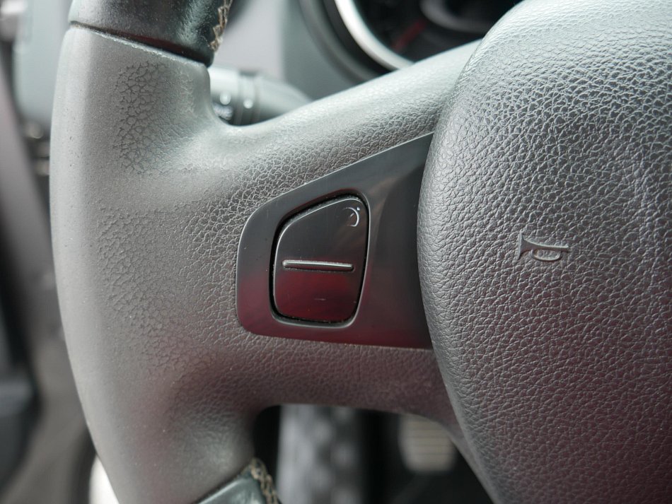 Opel Vivaro 1.6CDTi  L2 9míst