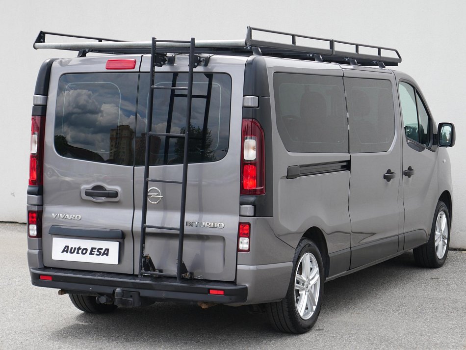 Opel Vivaro 1.6CDTi  L2 9míst