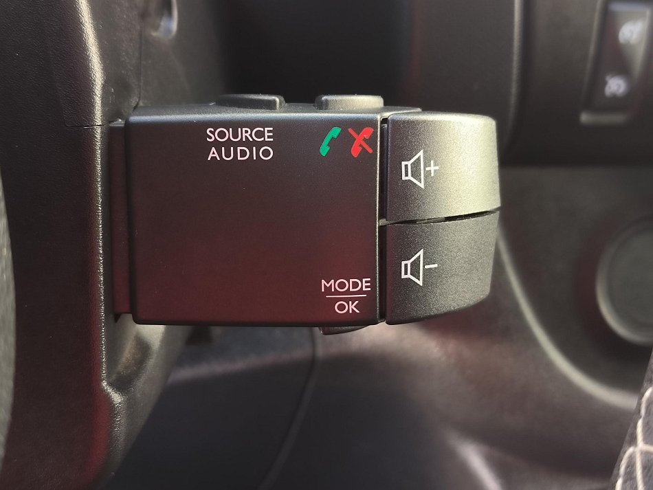 Opel Vivaro 1.6CDTi  5míst