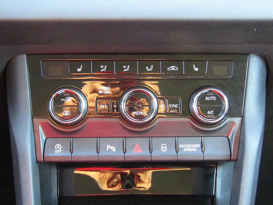 Škoda Karoq 1.6 TDi Ambition