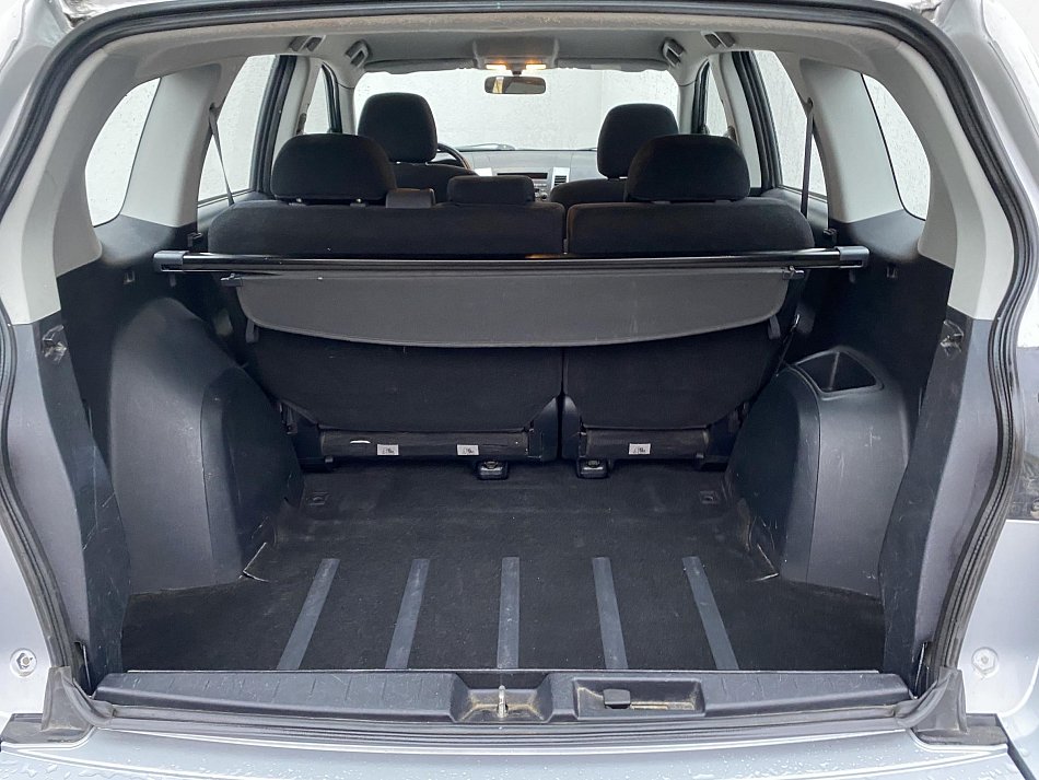 Mitsubishi Outlander 2.4i  4x4