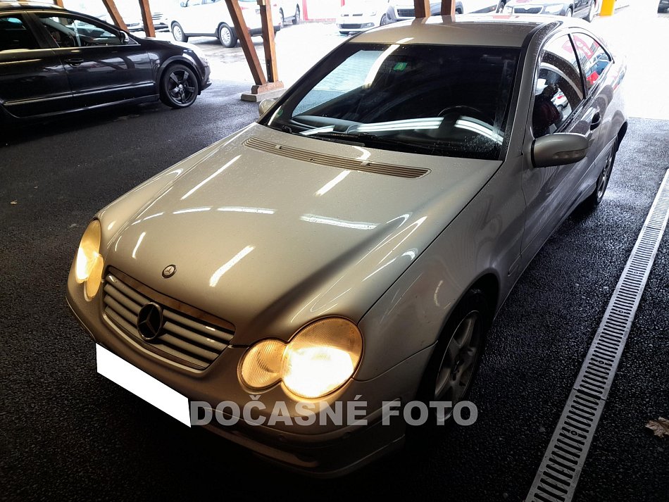Mercedes-Benz Třída C 1.8 