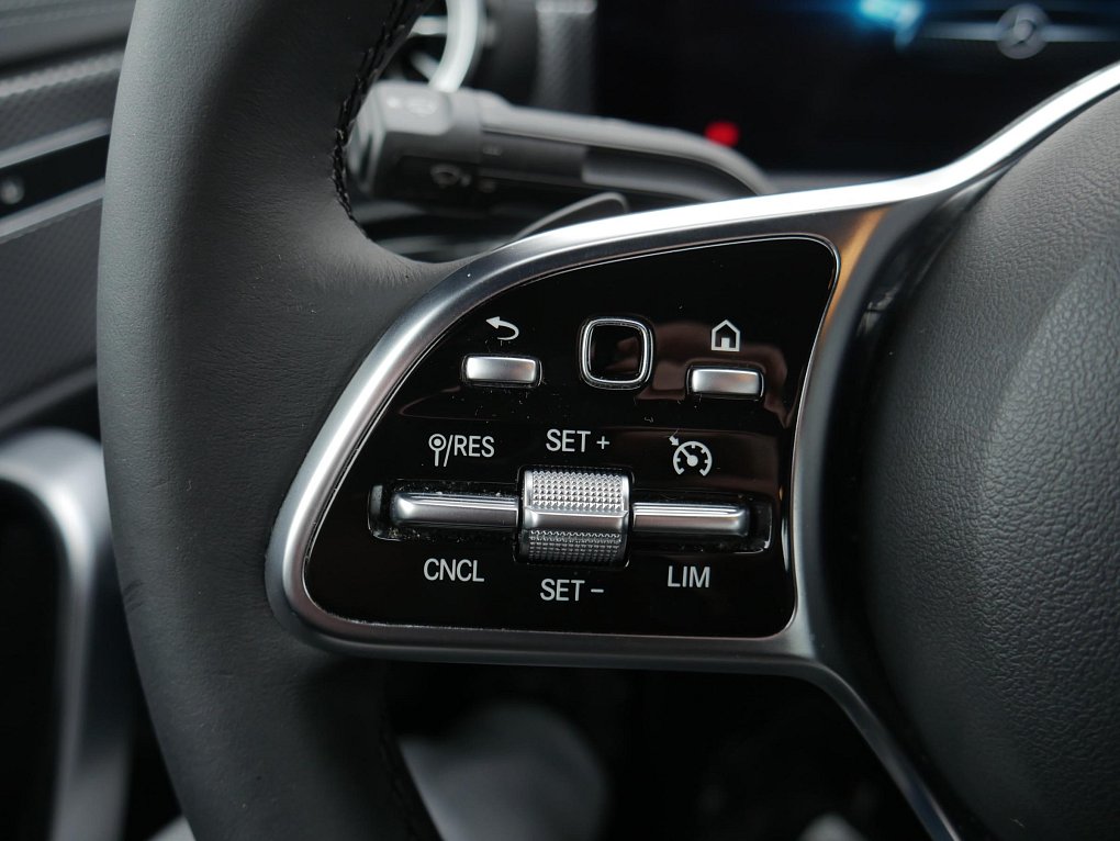 Mercedes-Benz CLA 2.0 D  200 d