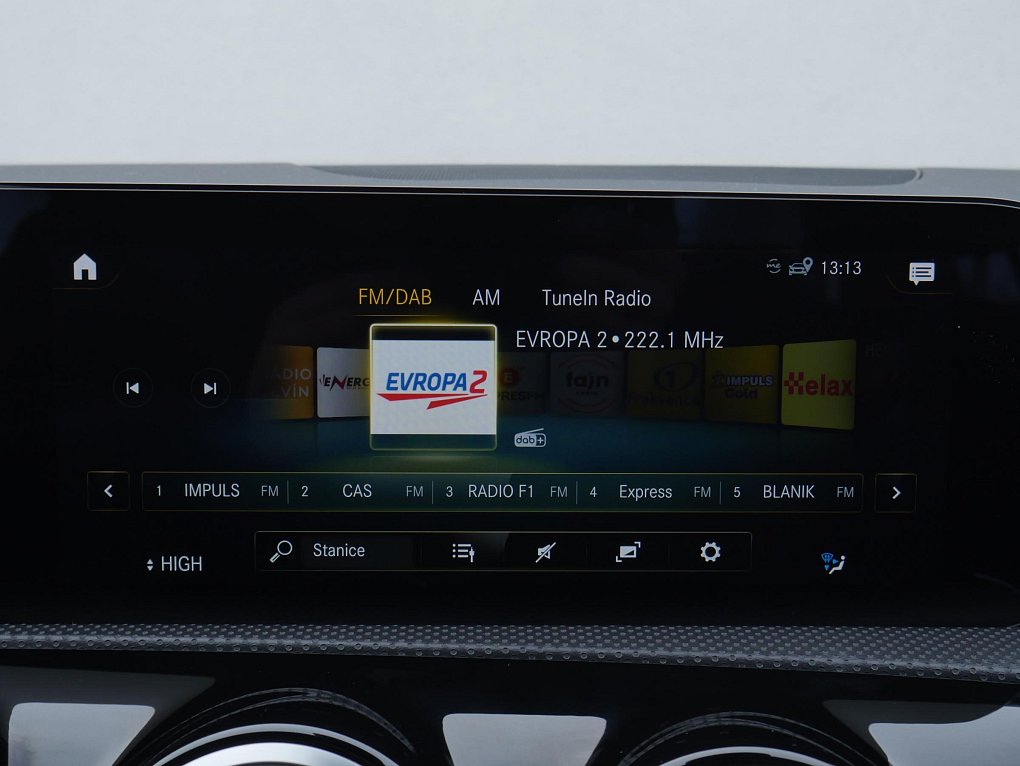 Mercedes-Benz CLA 2.0 D  200 d