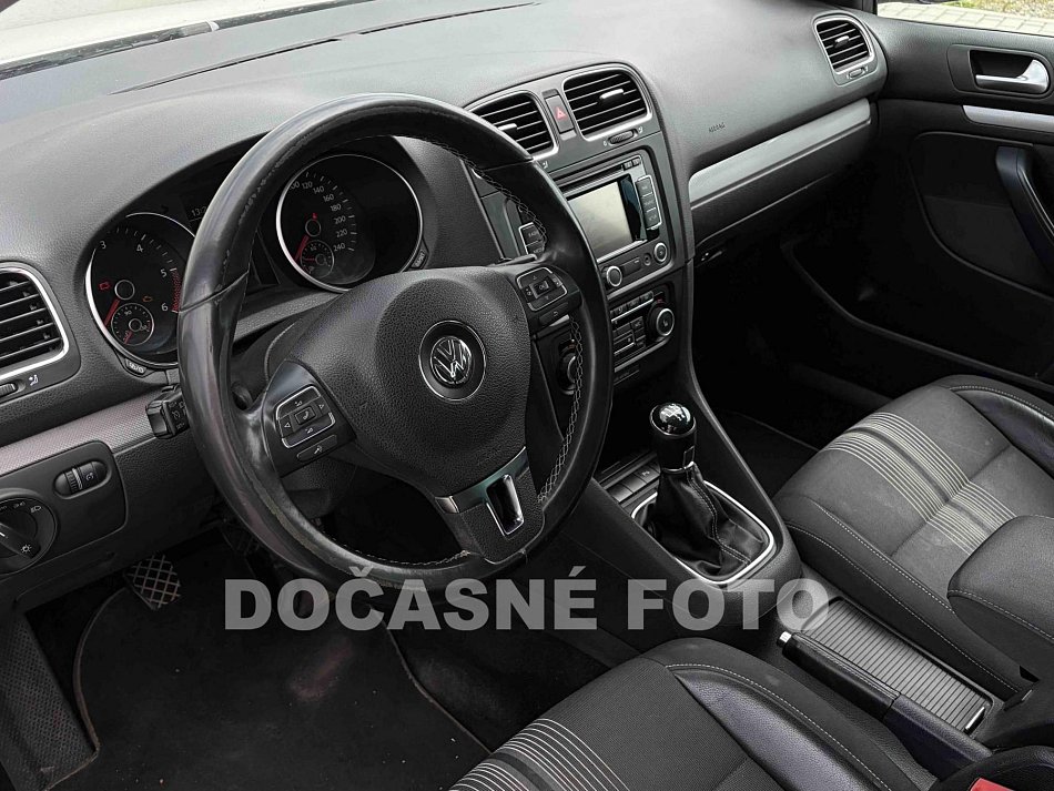 Volkswagen Golf 1.6 TDi 