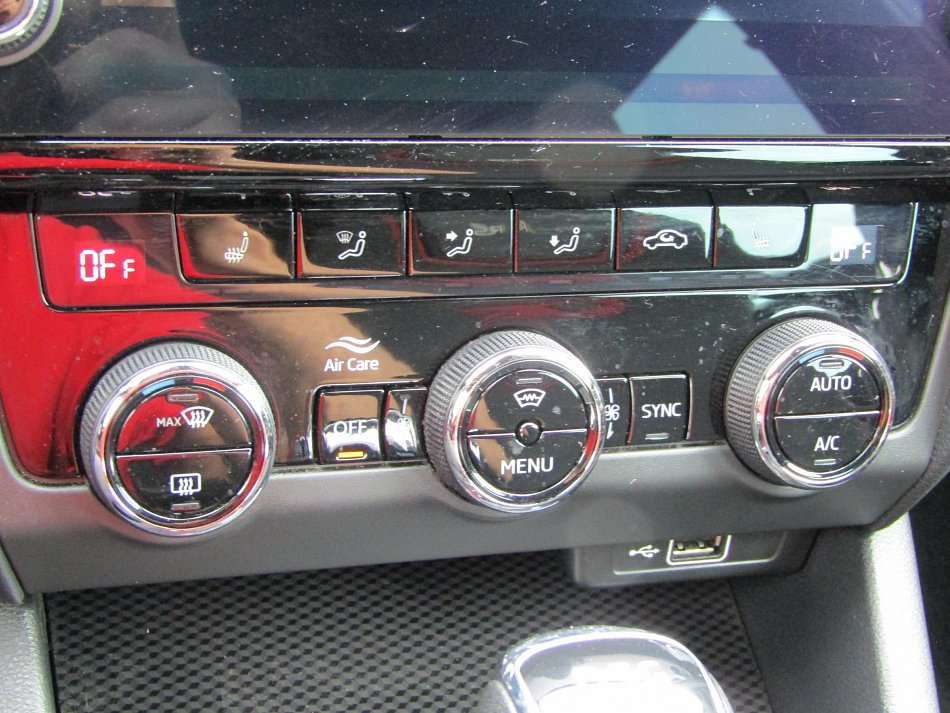 Škoda Octavia III 2.0 TDi  4x4