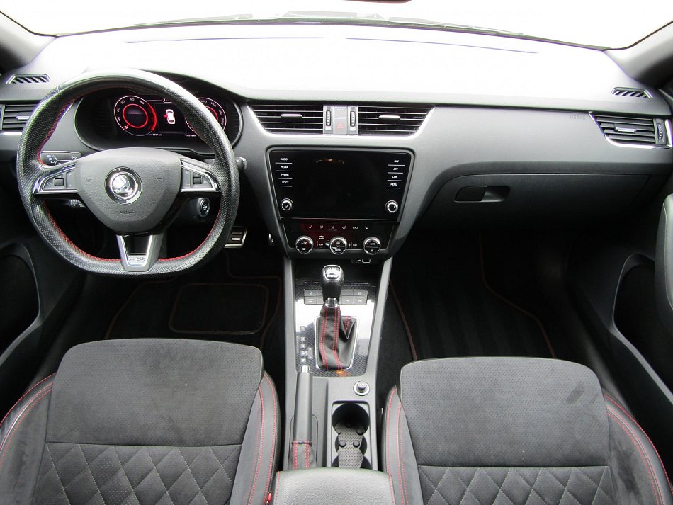 Škoda Octavia III 2.0 TDi  4x4