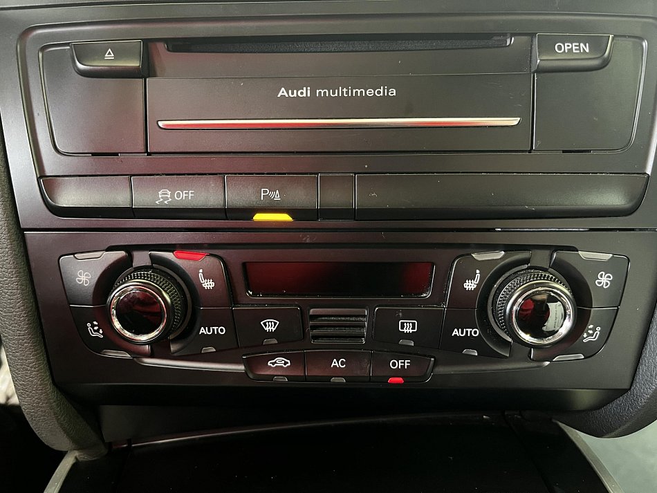 Audi A5 2.0 TDi S-line