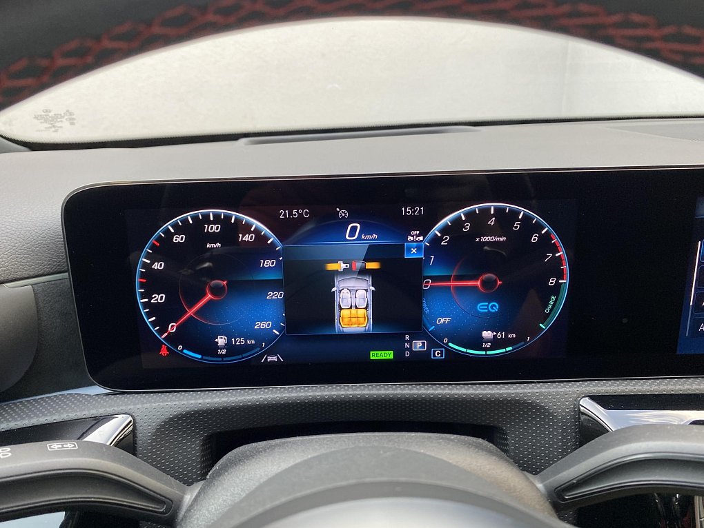 Mercedes-Benz Třída A 1.3  A250e