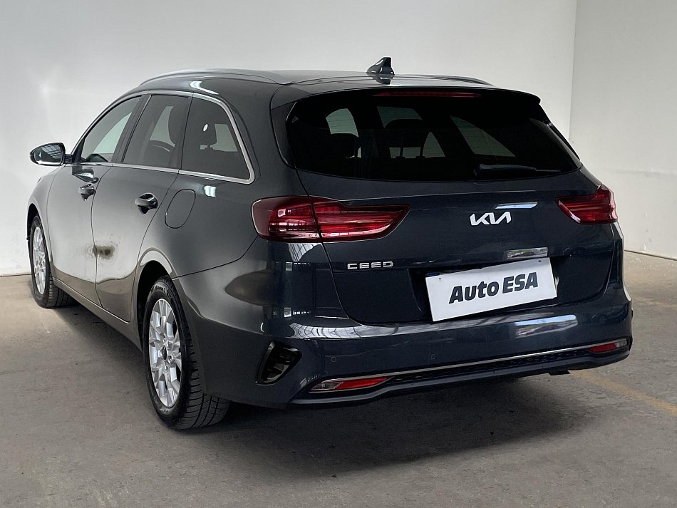 Kia Ceed 1.5 T-GDi TOP