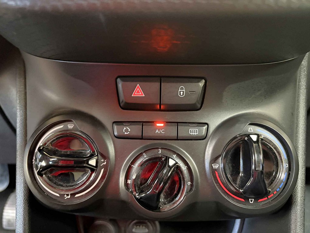 Peugeot 208 1.2 PT 