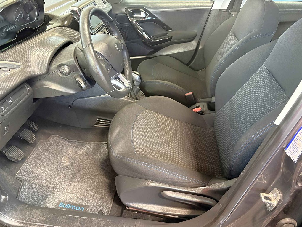 Peugeot 208 1.2 PT 