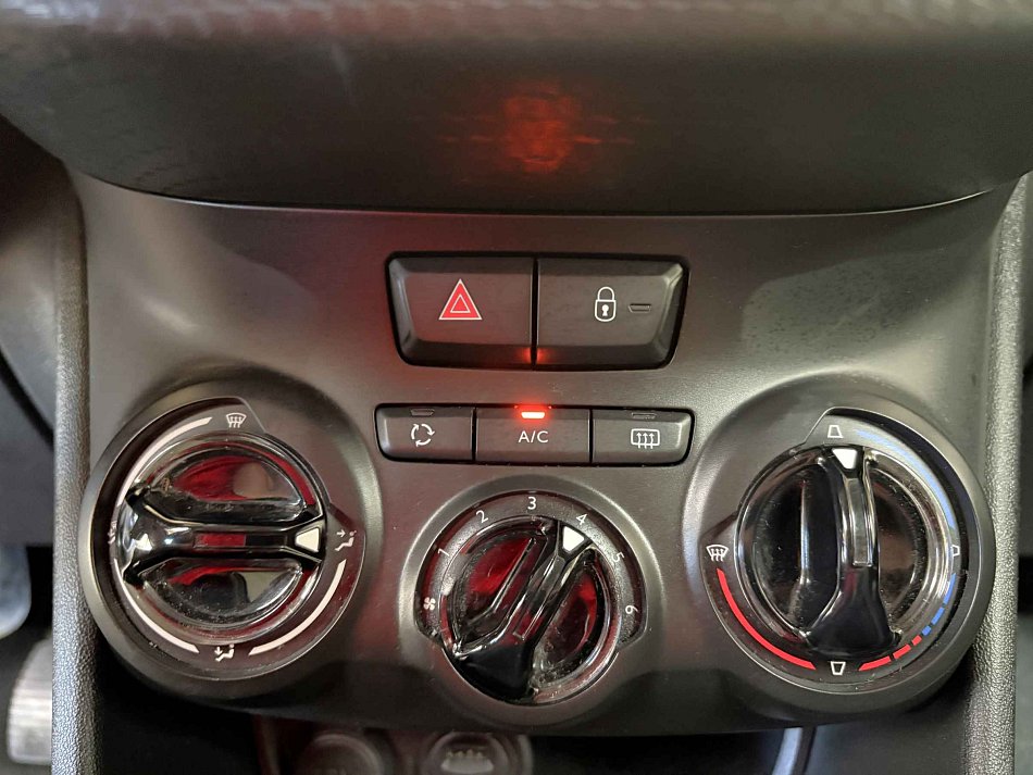 Peugeot 208 1.2 PT 