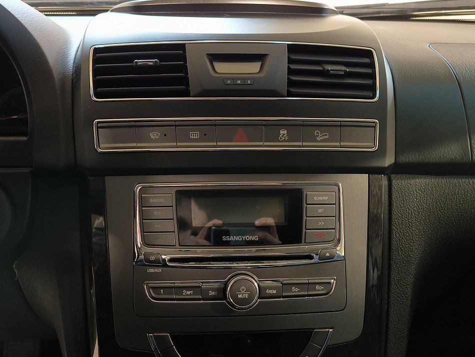 SsangYong Rexton 2.0 XDi  4x4, 7míst