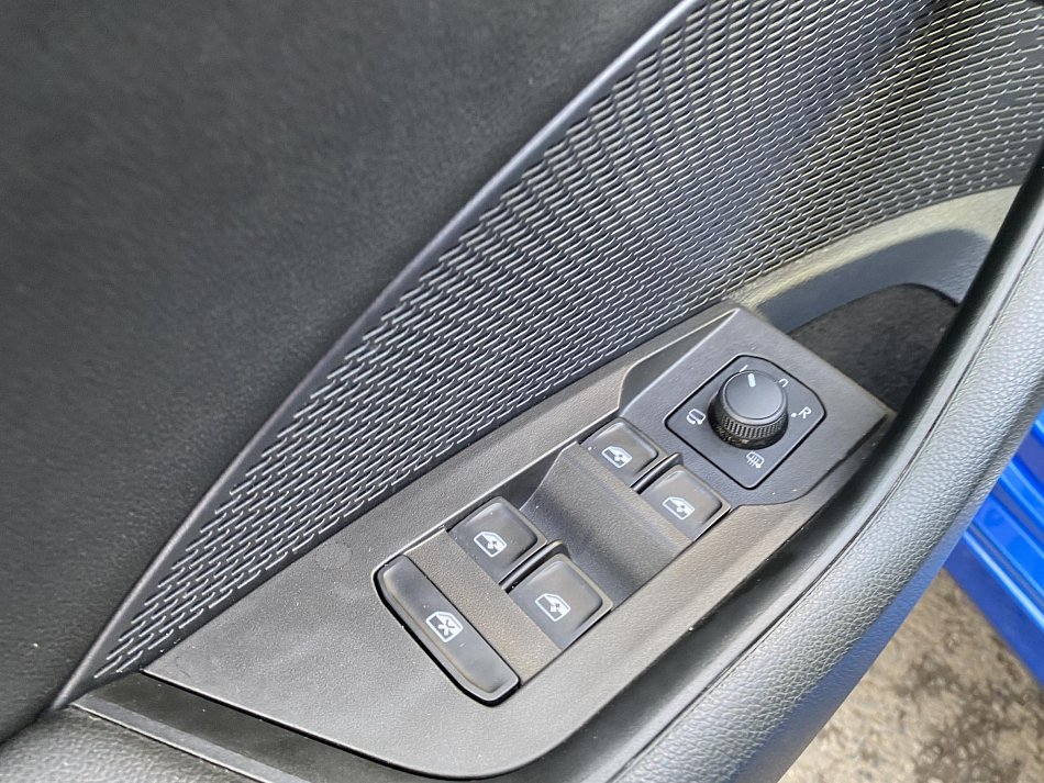 Škoda Octavia IV 1.5 TSi Style