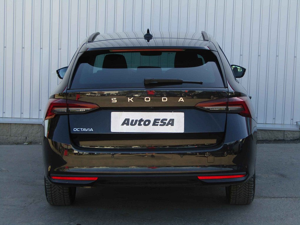 Škoda Octavia IV 1.5 TSi m-HEV Selection