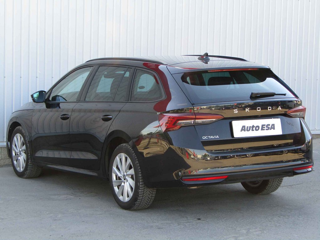 Škoda Octavia IV 1.5 TSi m-HEV Selection