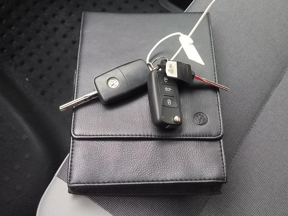 Volkswagen Transporter 2.0TDi  L2 9míst