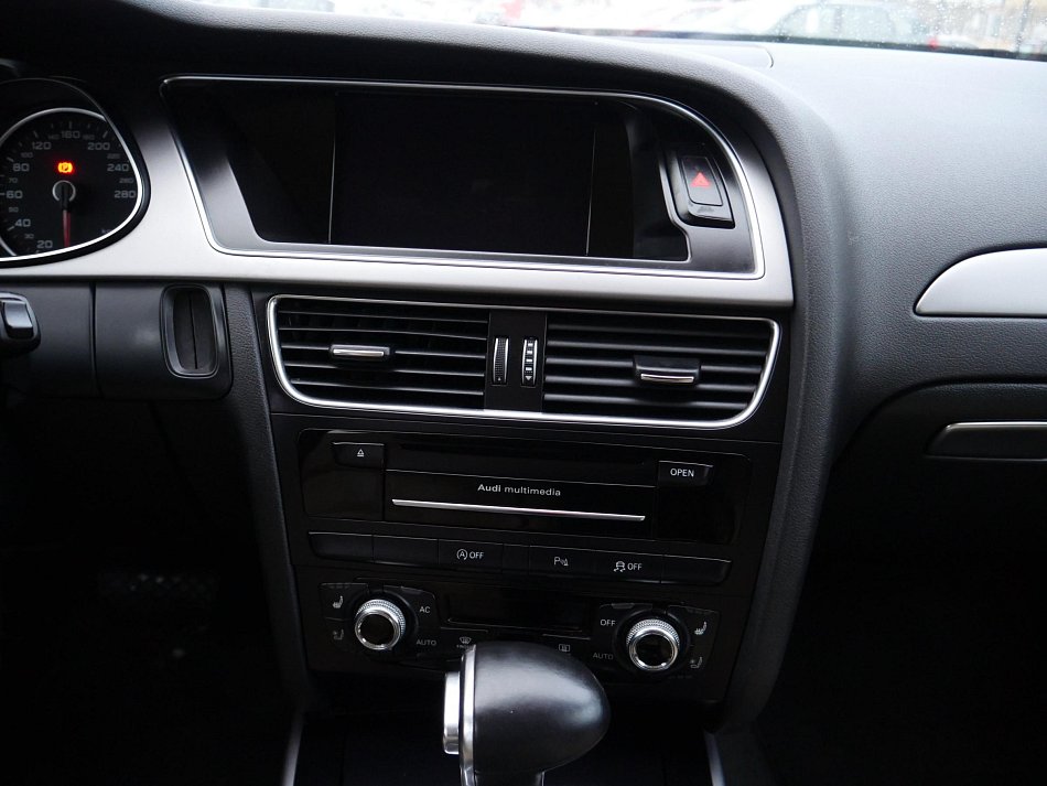 Audi A4 3.0 TDi  quattro