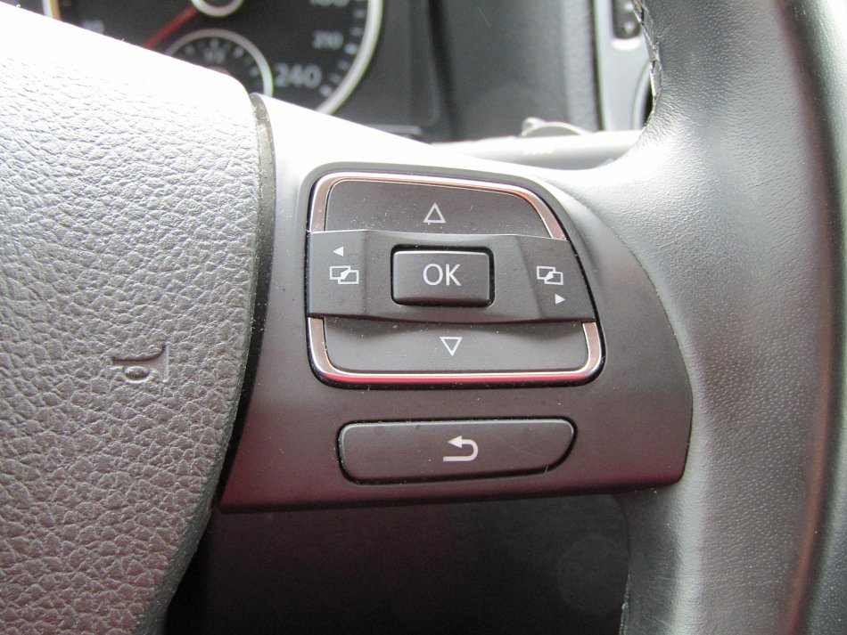 Volkswagen Tiguan 2.0 TDi 