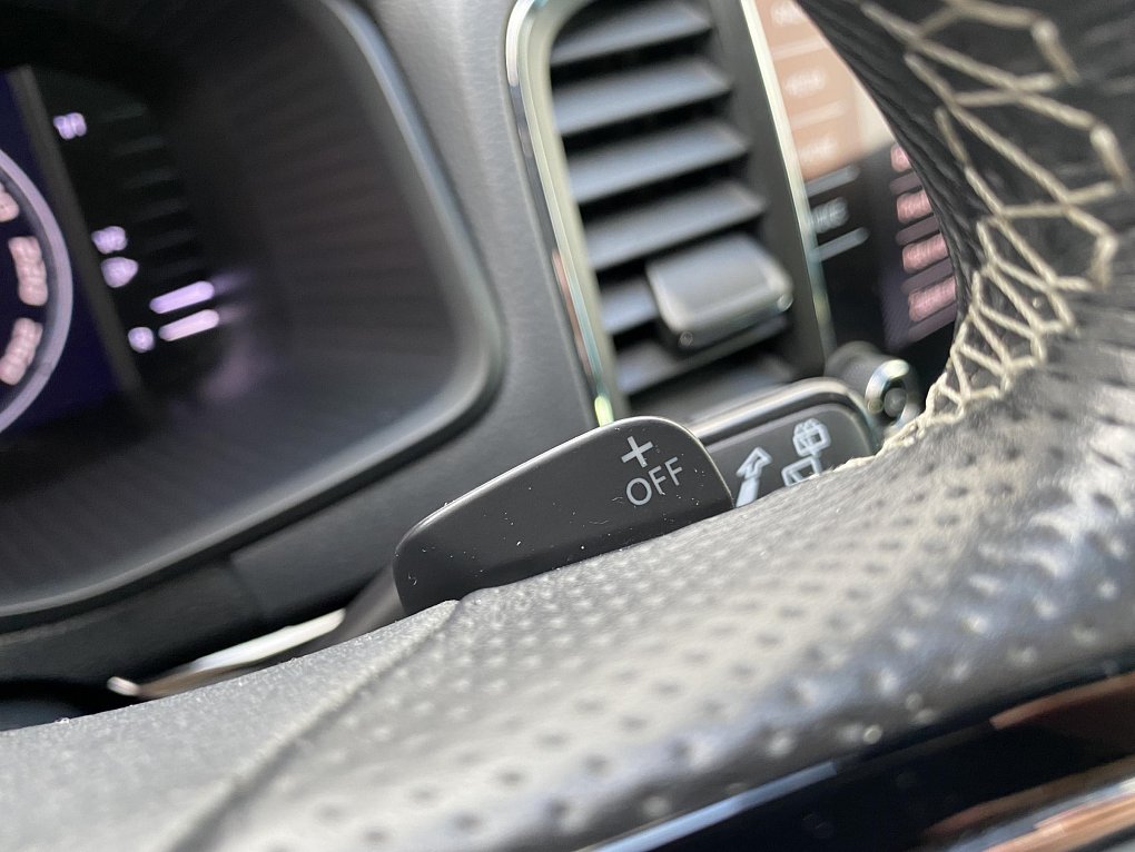 Škoda Karoq 2.0 TSi SportLine 4x4