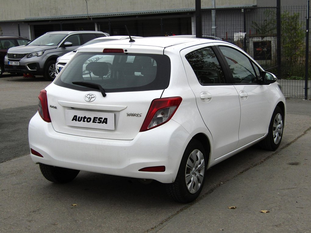 Toyota Yaris 1.0VVT-i 