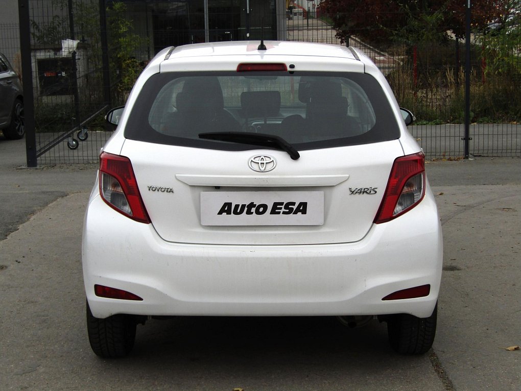 Toyota Yaris 1.0VVT-i 