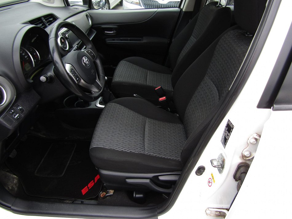 Toyota Yaris 1.0VVT-i 