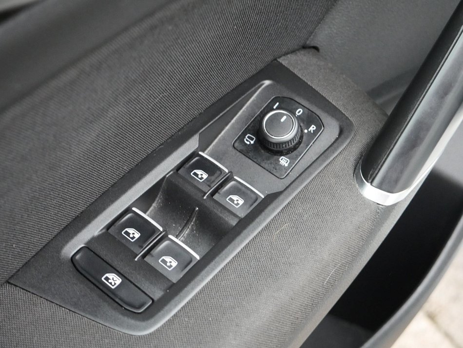 Volkswagen Touran 1.4 TSi Sound