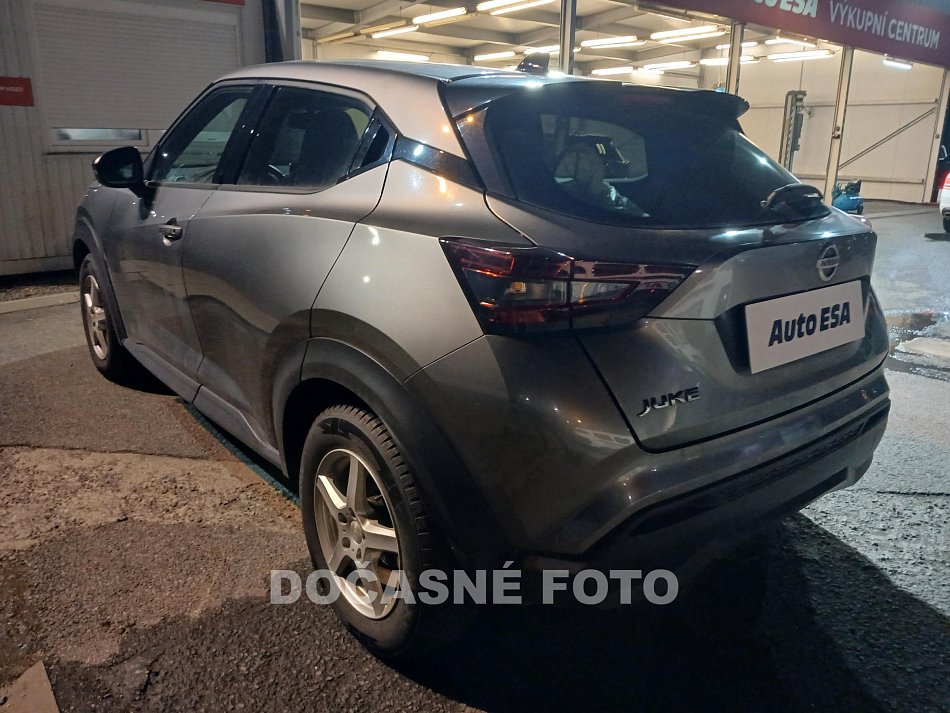 Nissan Juke 1.0 DiG-T N-Connecta