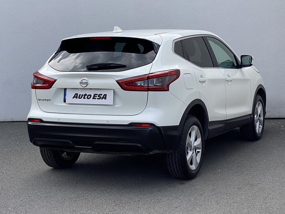 Nissan Qashqai 1.2TCe 