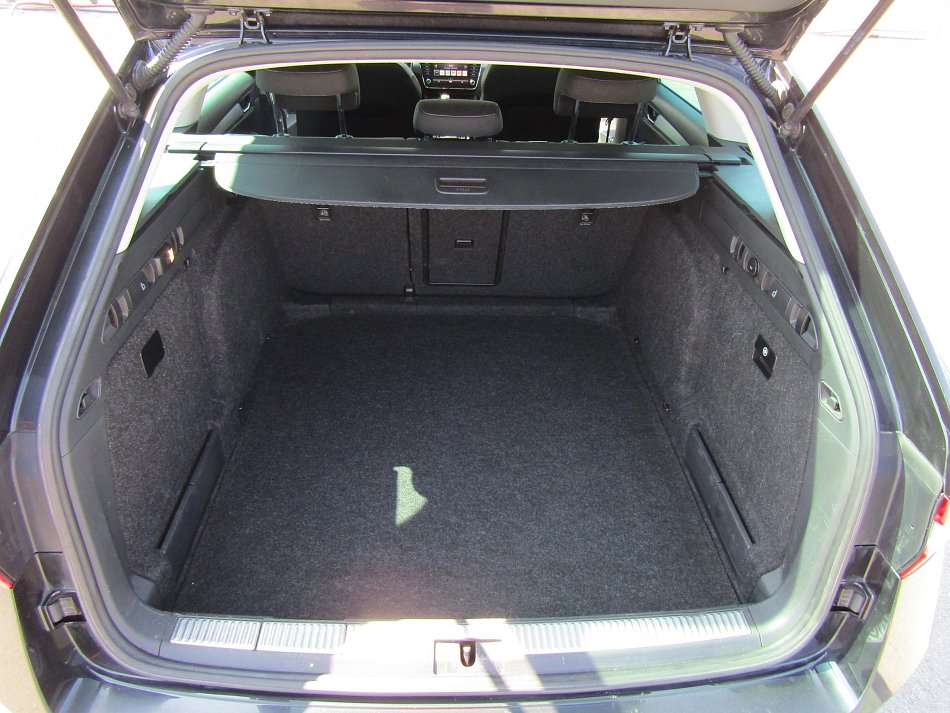 Škoda Superb III 2.0TDi Ambition