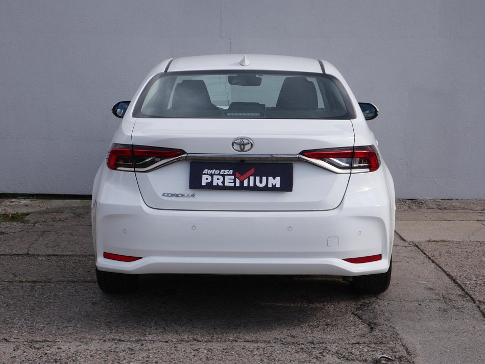 Toyota Corolla 1.5 VVTi 