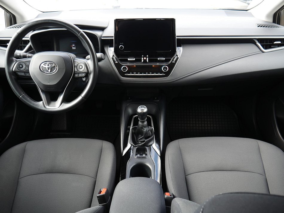 Toyota Corolla 1.5 VVTi 