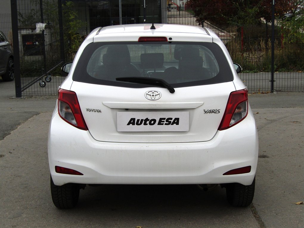 Toyota Yaris 1.0VVT-i 