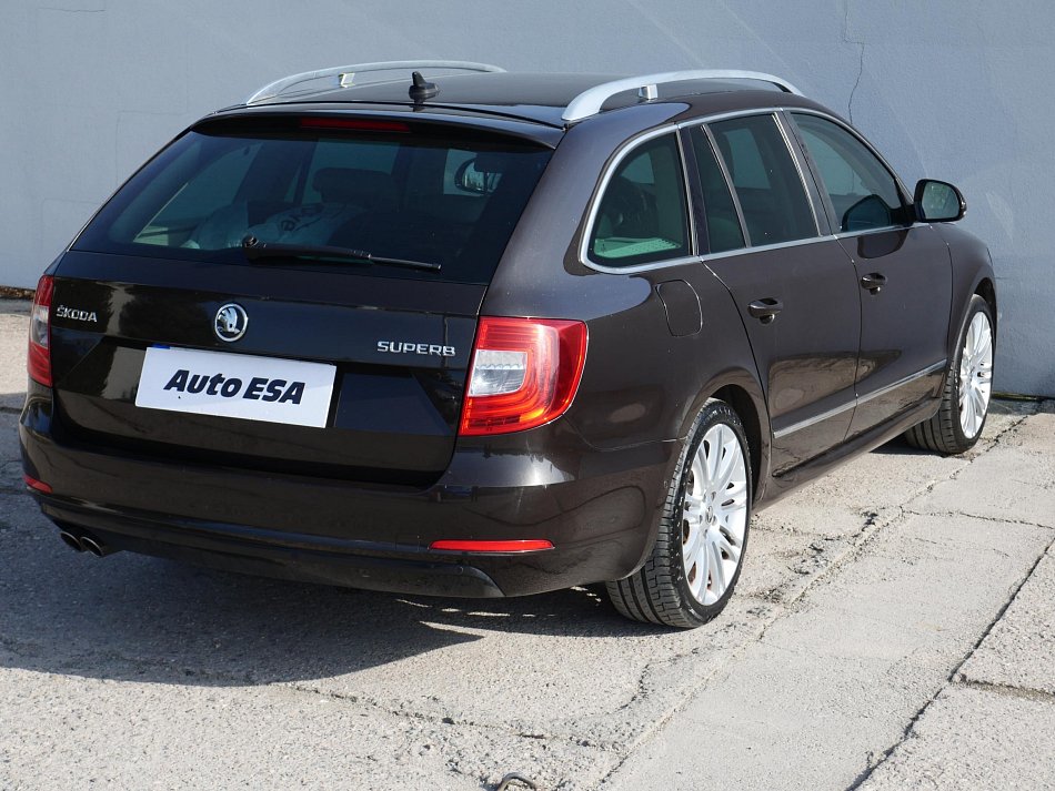 Škoda Superb II 2.0 TDi Elegance