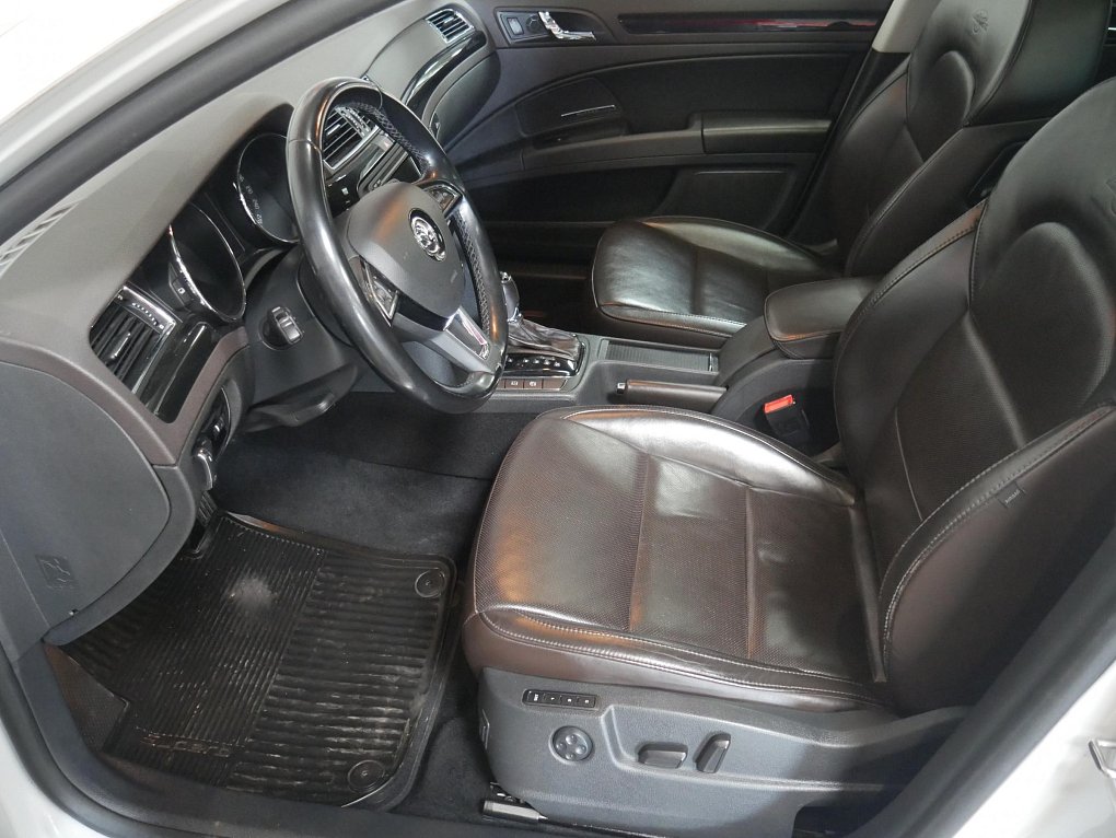 Škoda Superb II 2.0 TDi  4x4