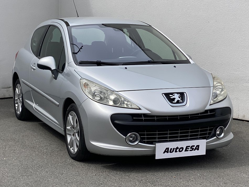 Peugeot 207 1.6 HDi 