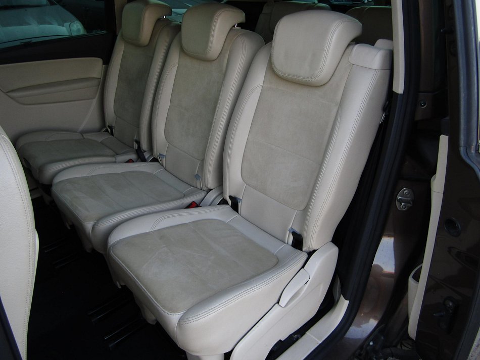 Volkswagen Sharan 2.0TDi 