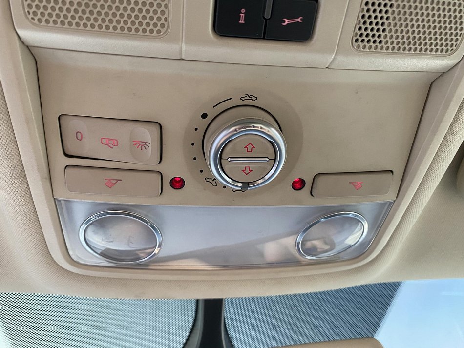 Volkswagen Sharan 2.0TDi 