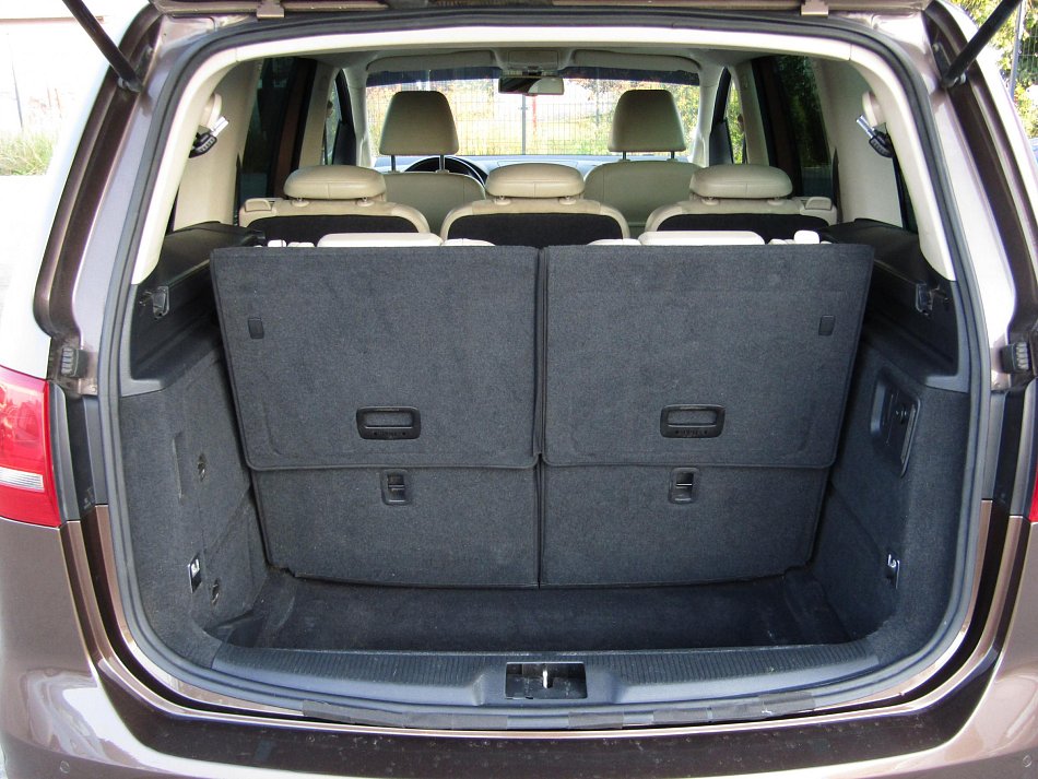 Volkswagen Sharan 2.0TDi 