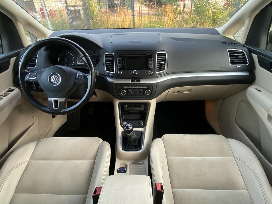 Volkswagen Sharan 2.0TDi 