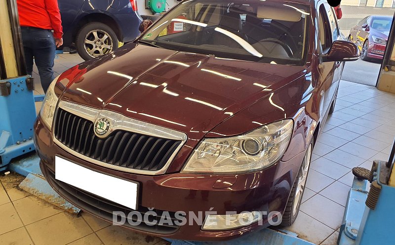 Škoda Octavia II 2.0 TDi L&K