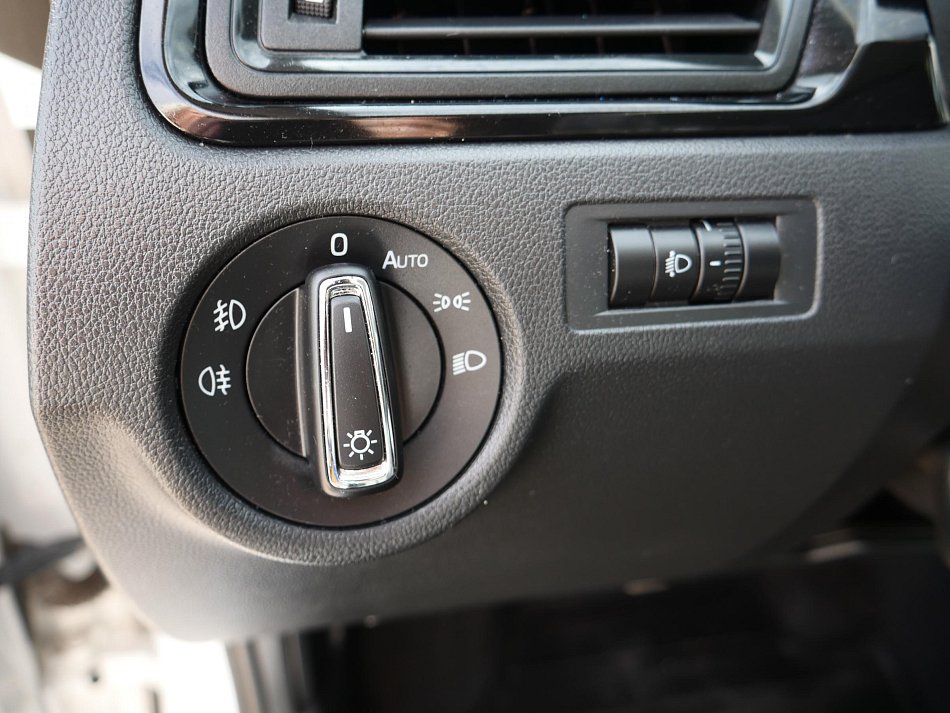 Škoda Rapid 1.2 TSi Sport